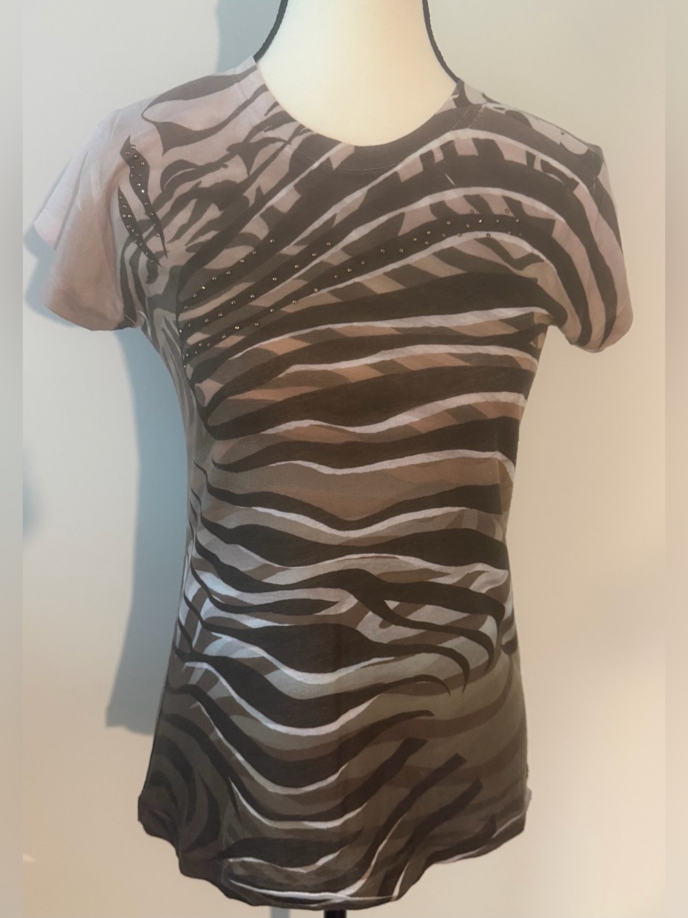 Cache Zebra-Print Short Sleeve Tee in with Stud Accents Size XS
